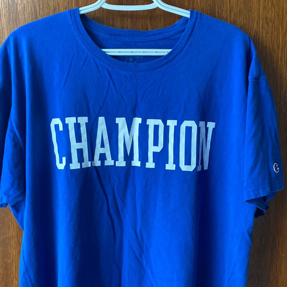 Champion t-shirt good condition Mens or Womens